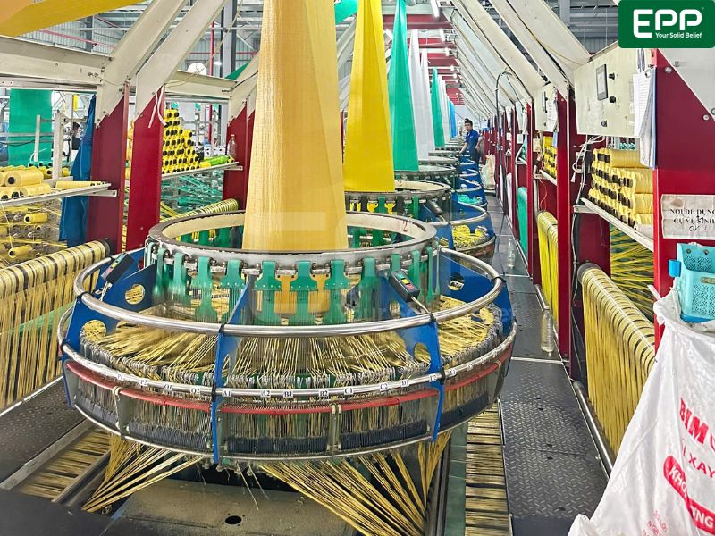 circular weaving loom