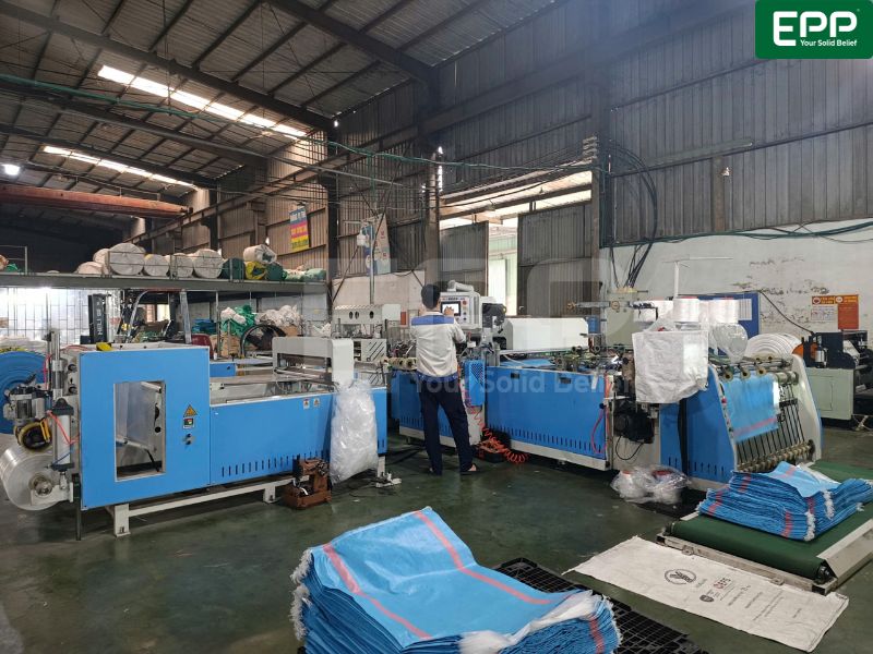 automatic cutting sewing lining machines