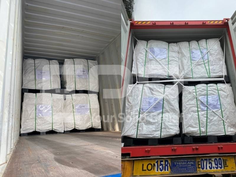 loading FIBC in container