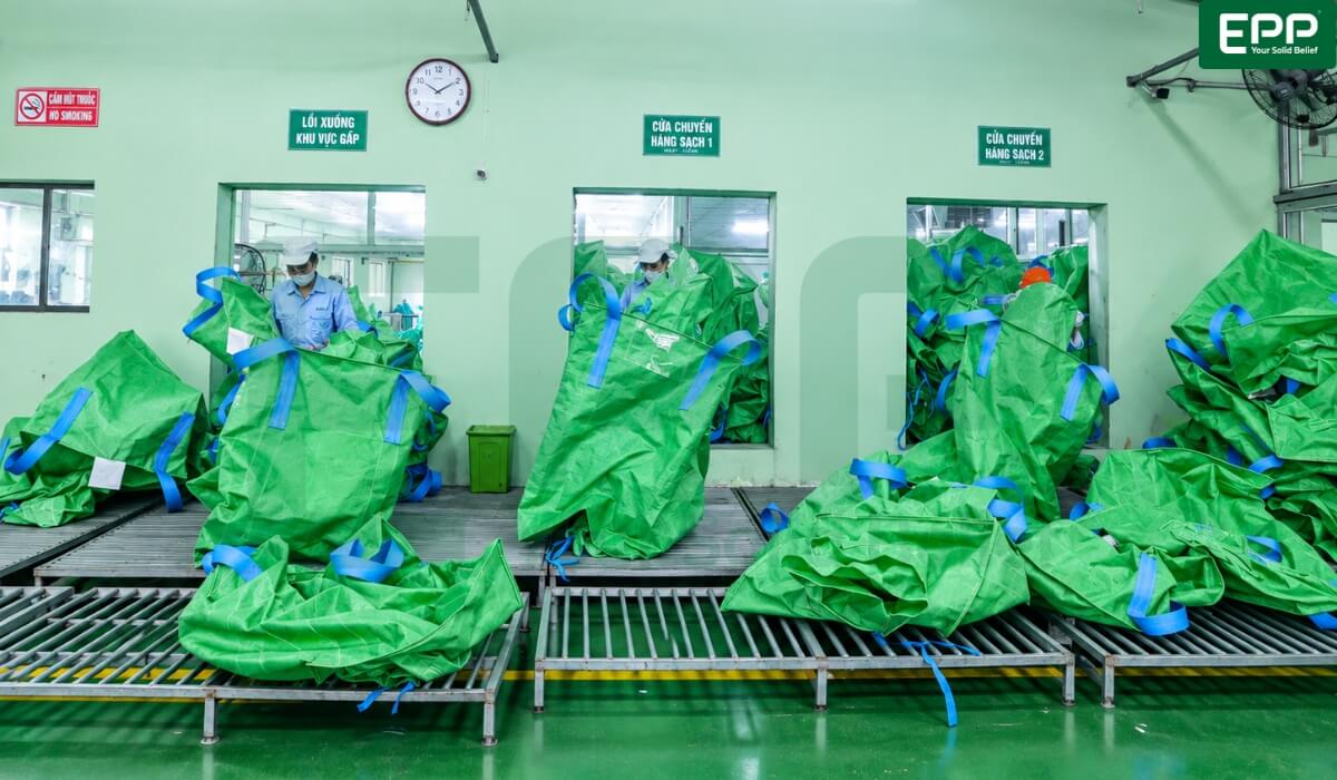 Quality Control team Before Shipment from EPP Vietnam